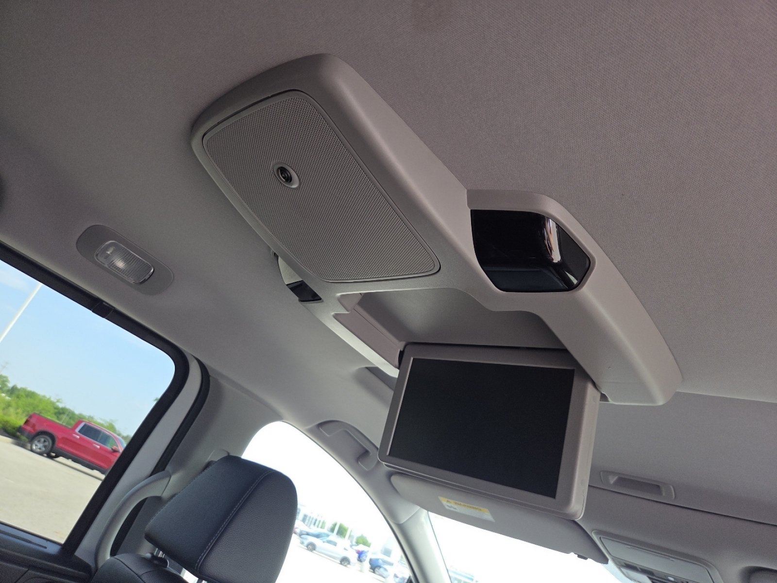 Used 2024 Honda Odyssey Touring image 12