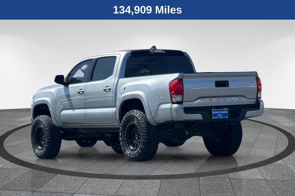 Used 2016 Toyota Tacoma TRD Sport w/ Towing Package RWD image 7