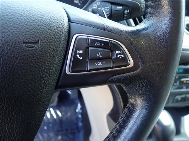Used 2017 Ford Escape Titanium image 16