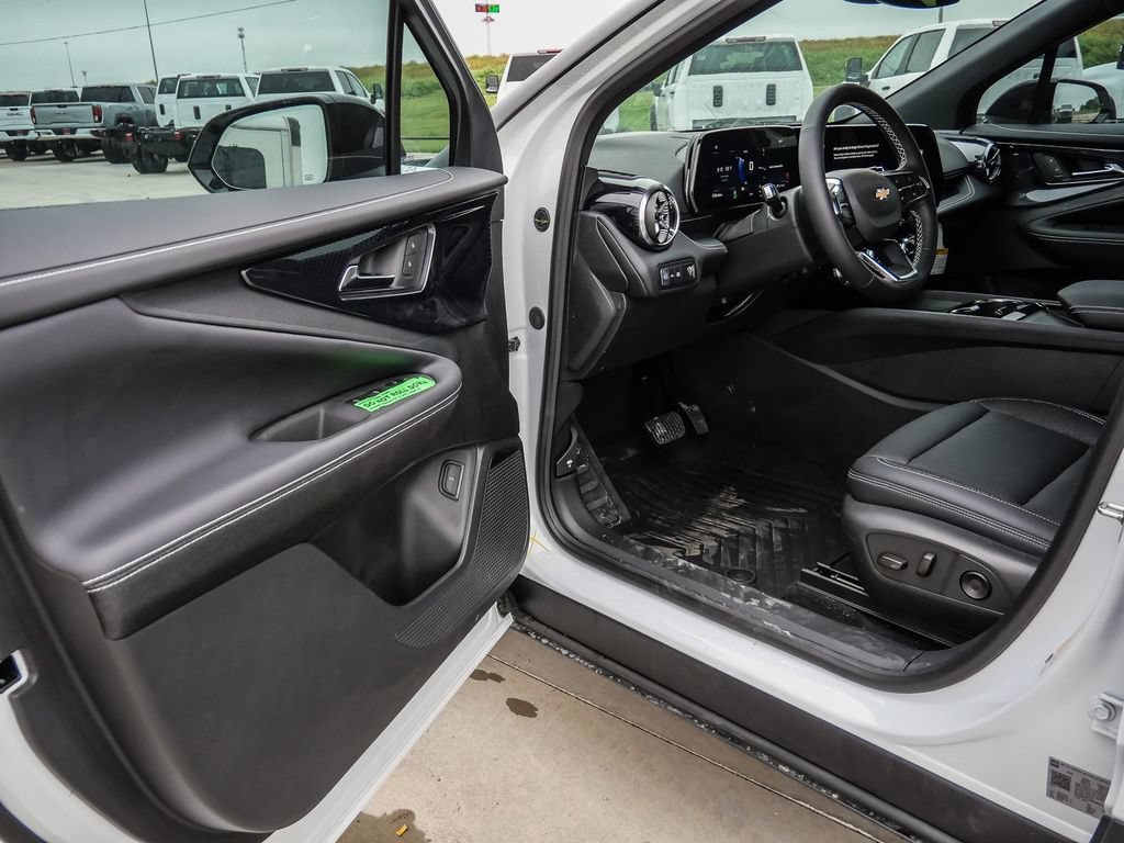 New 2026 Chevrolet Blazer EV LT FWD image 27
