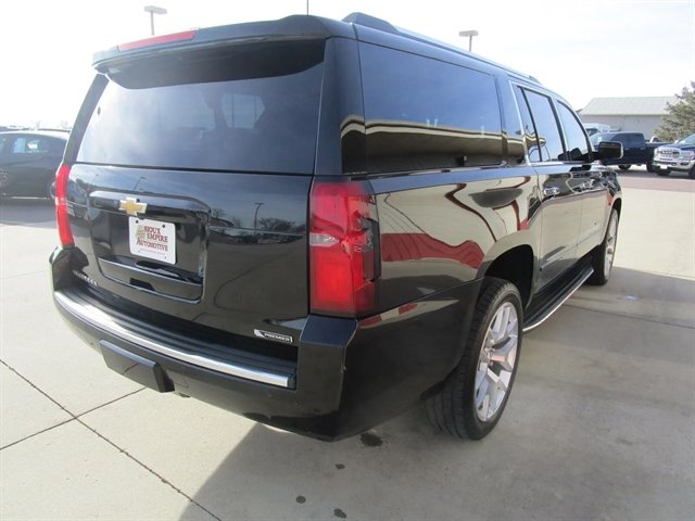 Used 2017 Chevrolet Suburban Premier AWD/4WD image 6