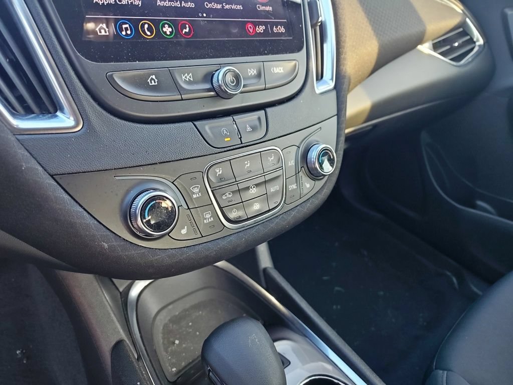 Used 2021 Chevrolet Malibu LT FWD image 9