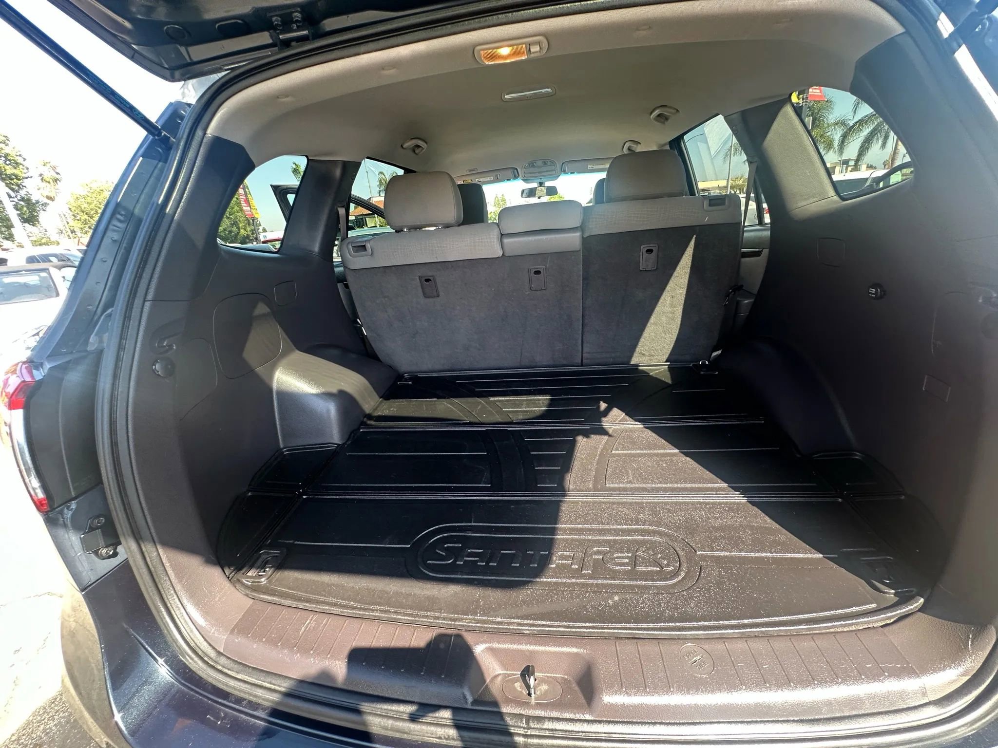 Used 2011 Hyundai Santa Fe GLS image 25