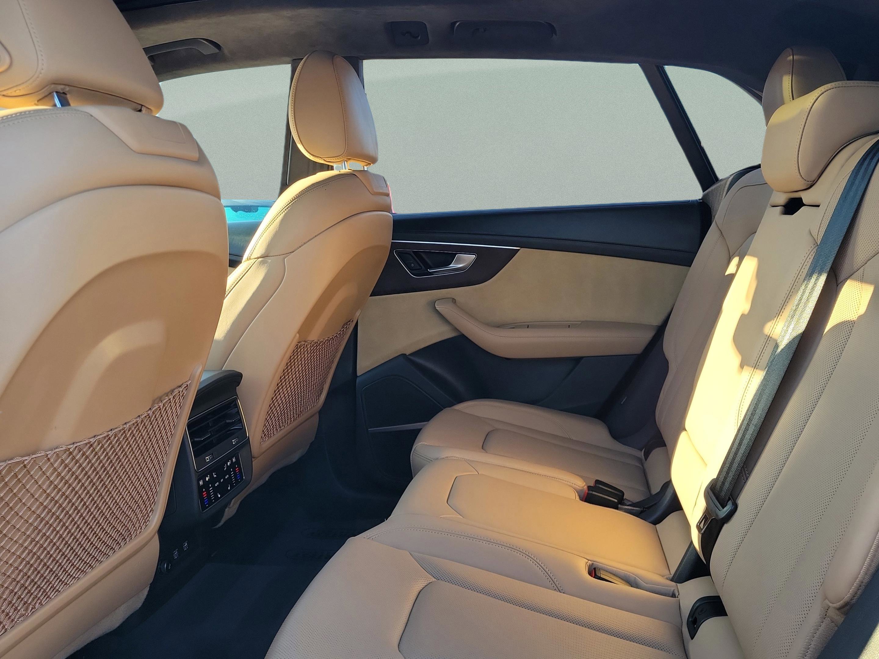 Used 2020 Audi Q8 Prestige image 5