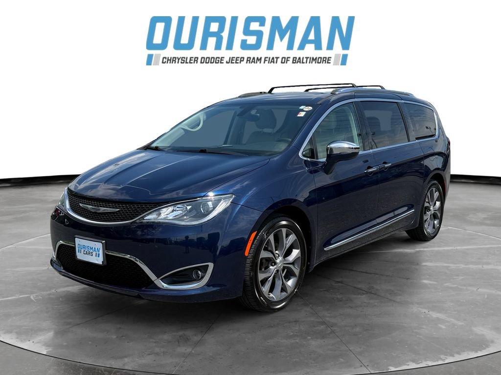 Used 2017 Chrysler Pacifica Limited FWD image 2