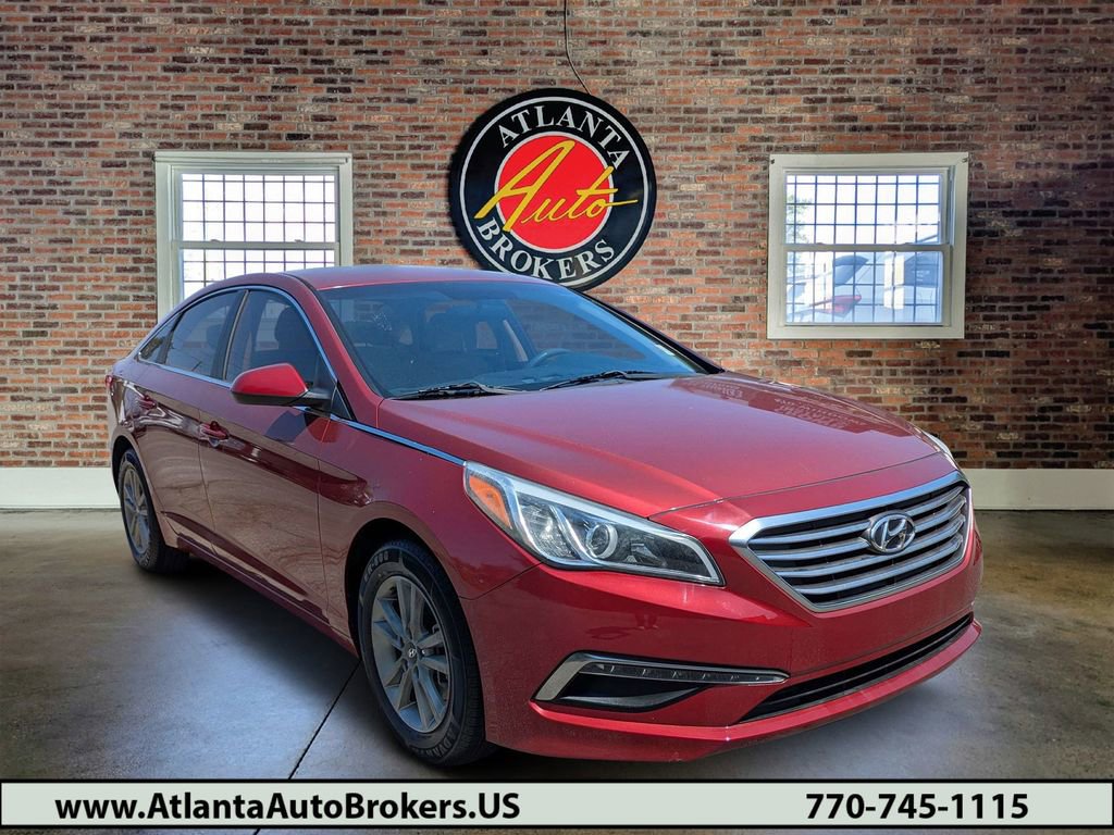 Used 2015 Hyundai Sonata SE w/ Cargo Package image 1