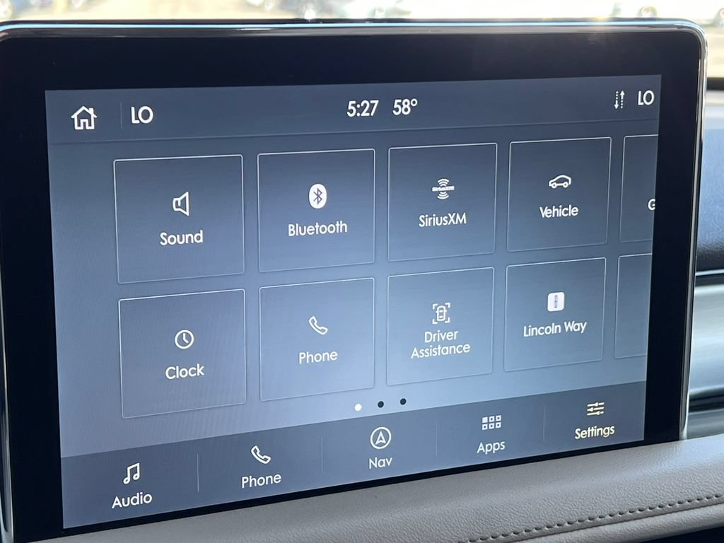 Used 2023 Lincoln Aviator AWD w/ Premium Package image 24