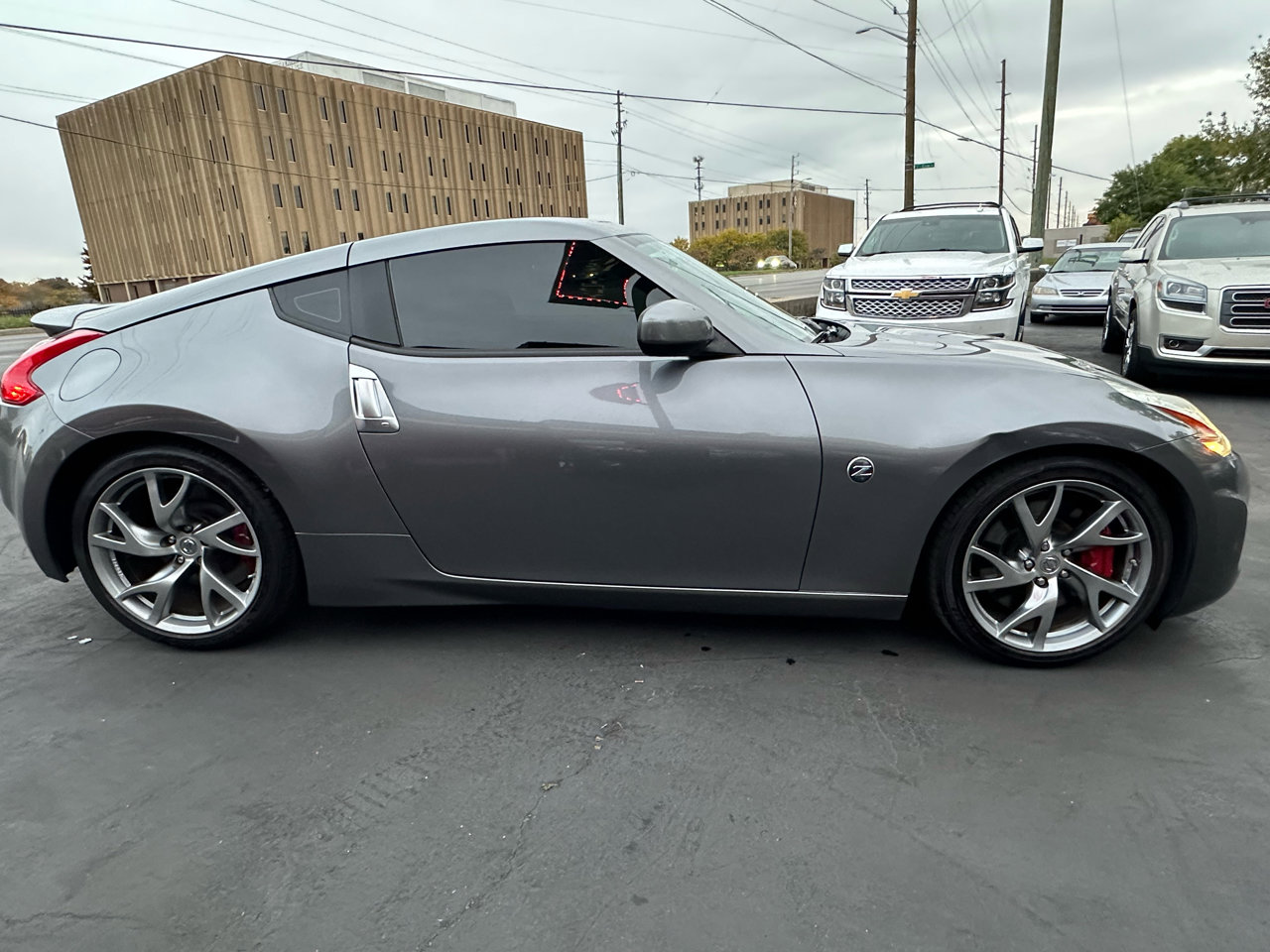 Used 2015 Nissan 370Z Coupe image 11