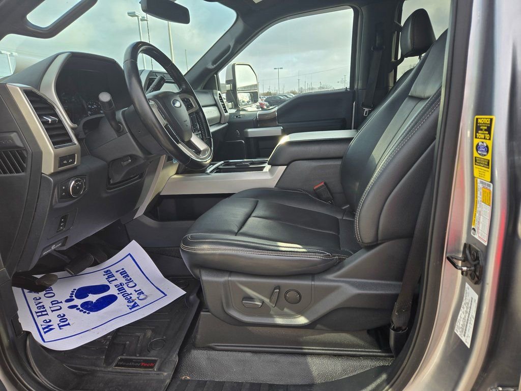 Used 2022 Ford F250 Lariat w/ Lariat Value Package image 7