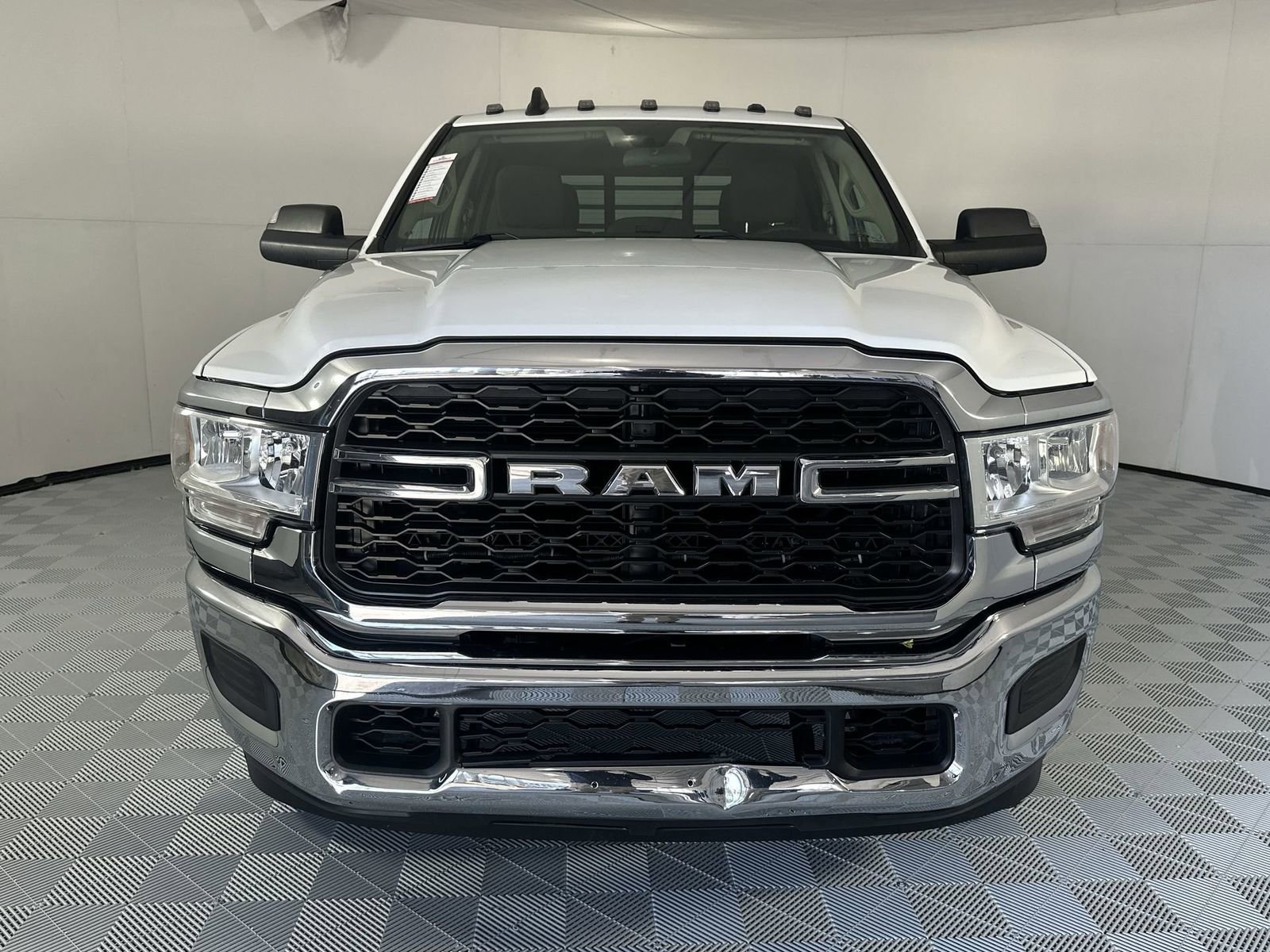 Used 2019 RAM 2500 Tradesman image 3