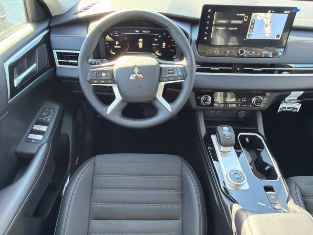New 2026 Mitsubishi Outlander SE FWD image 19
