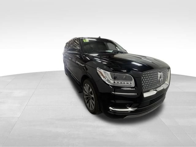 Used 2018 Lincoln Navigator L Select AWD/4WD image 5