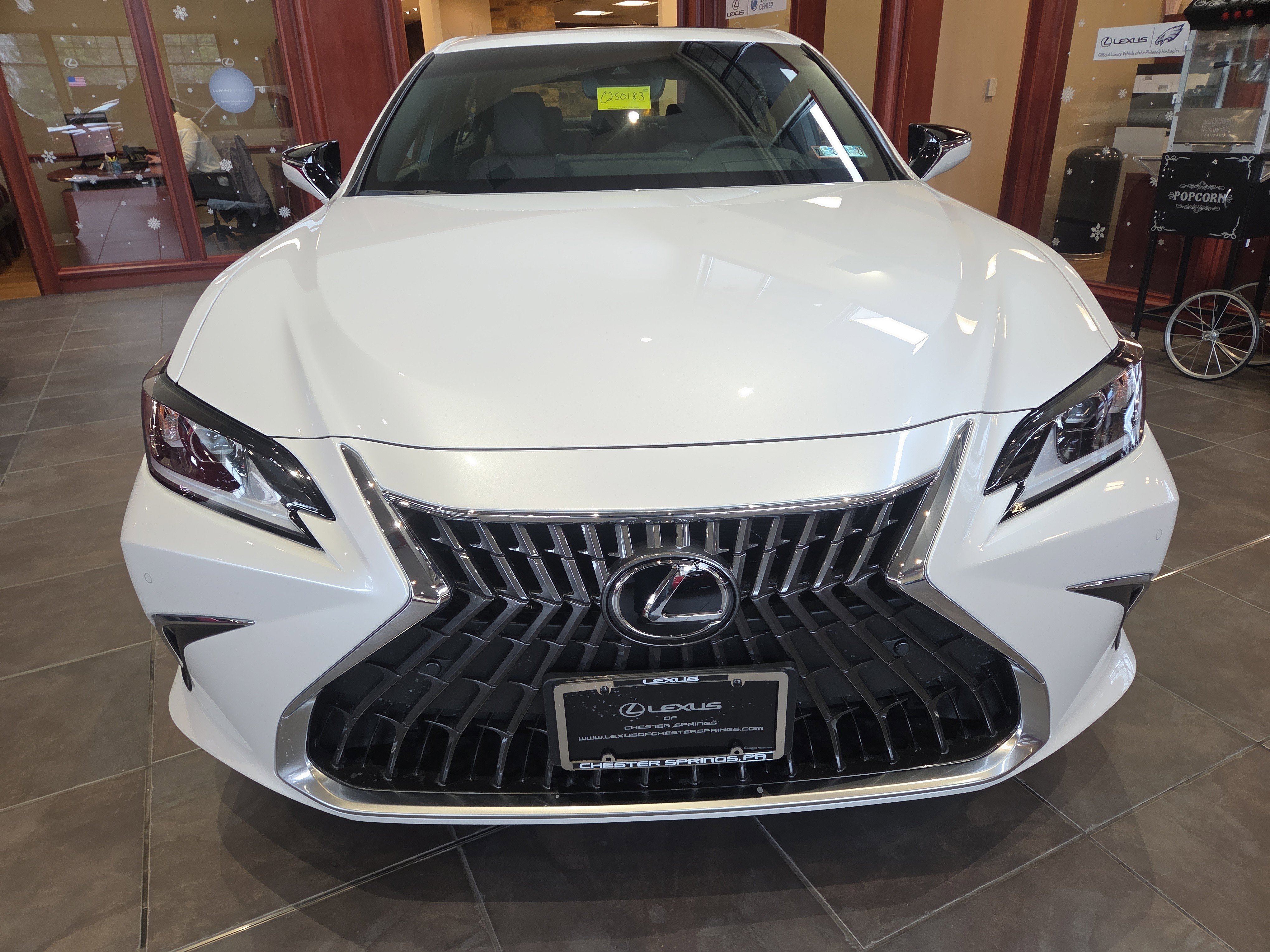 New 2025 Lexus ES 350 w/ Premium Package image 5