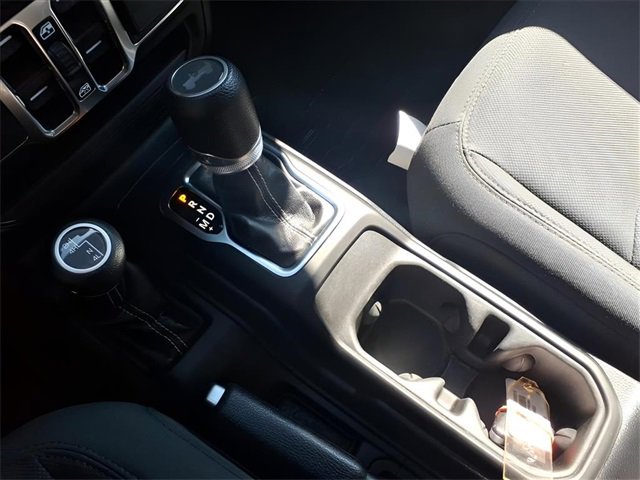 Used 2023 Jeep Wrangler Sahara image 22