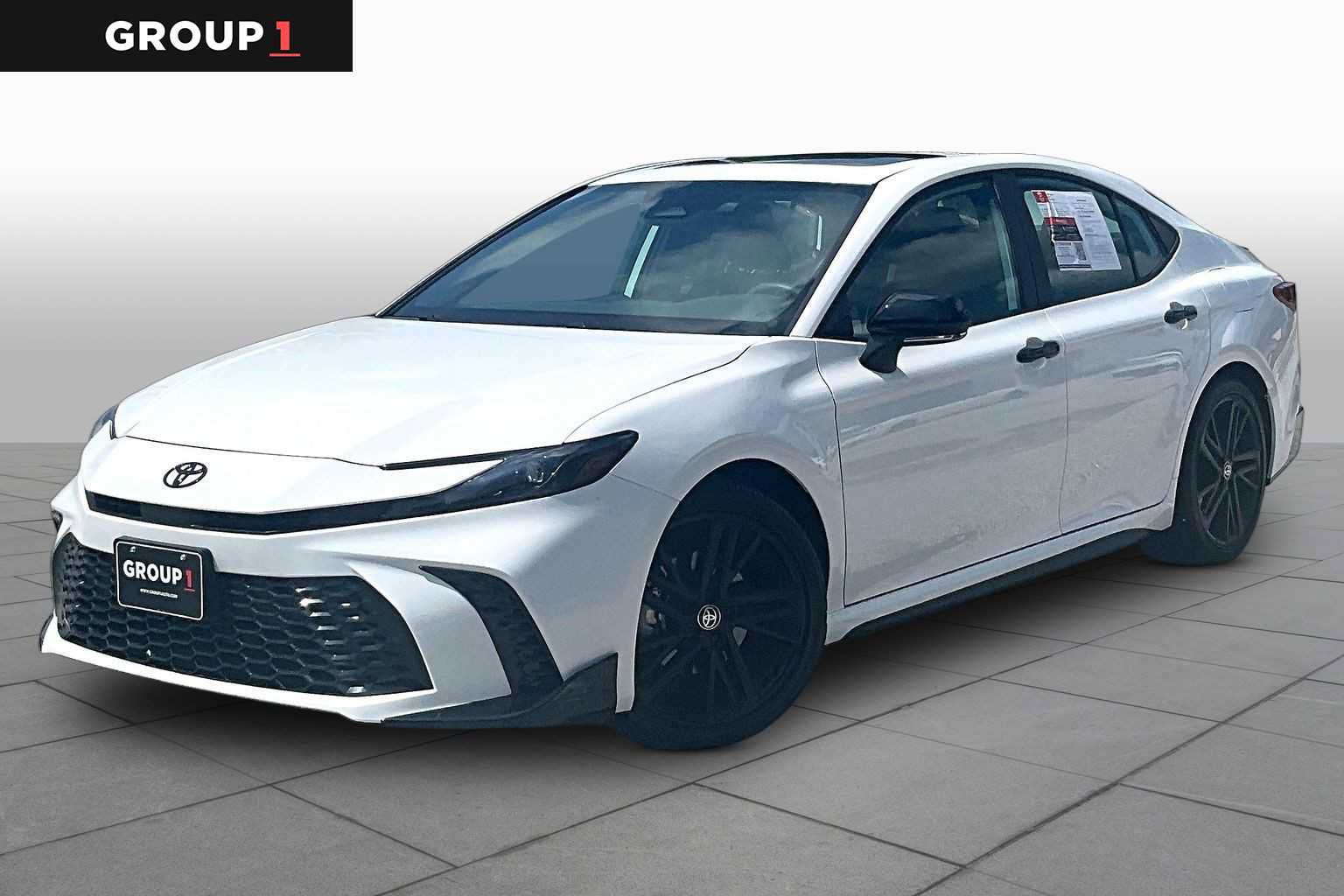 Used 2026 Toyota Camry Hybrid w/ Convenience Package