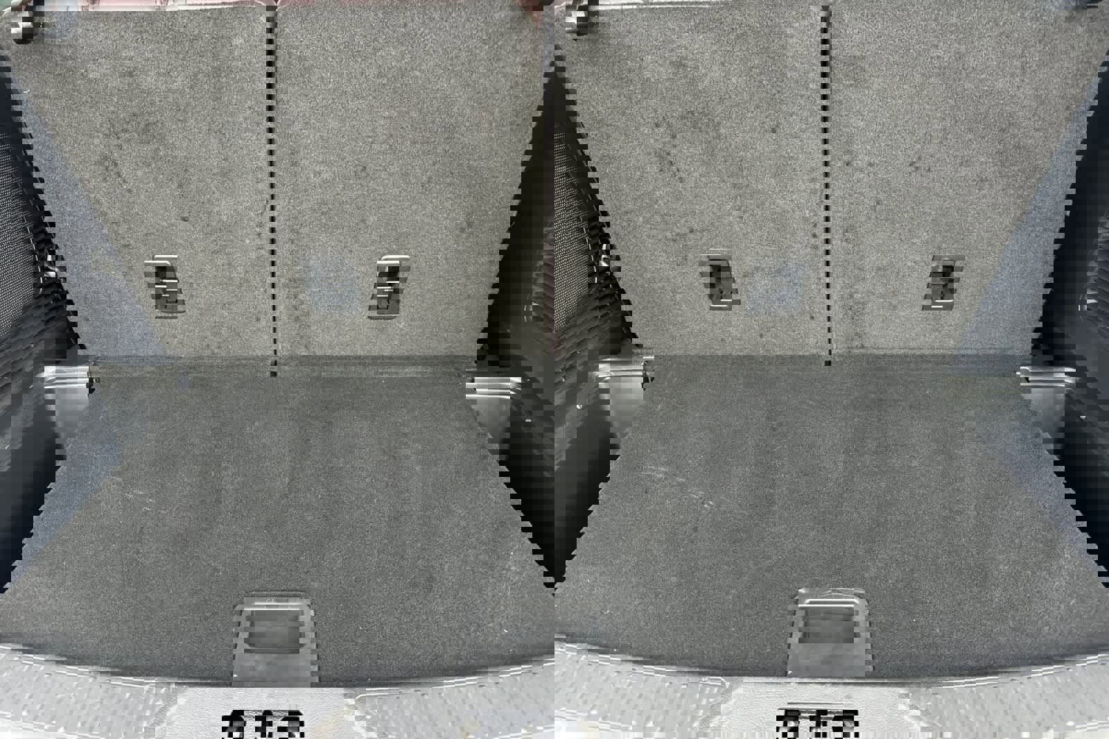 Certified 2025 Ford Explorer Platinum image 16