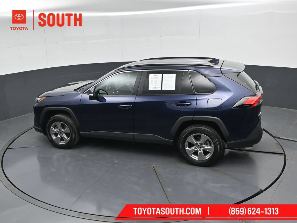 Used 2025 Toyota RAV4 XLE AWD/4WD image 48