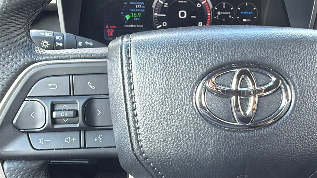 Certified 2025 Toyota Sequoia SR5 image 22