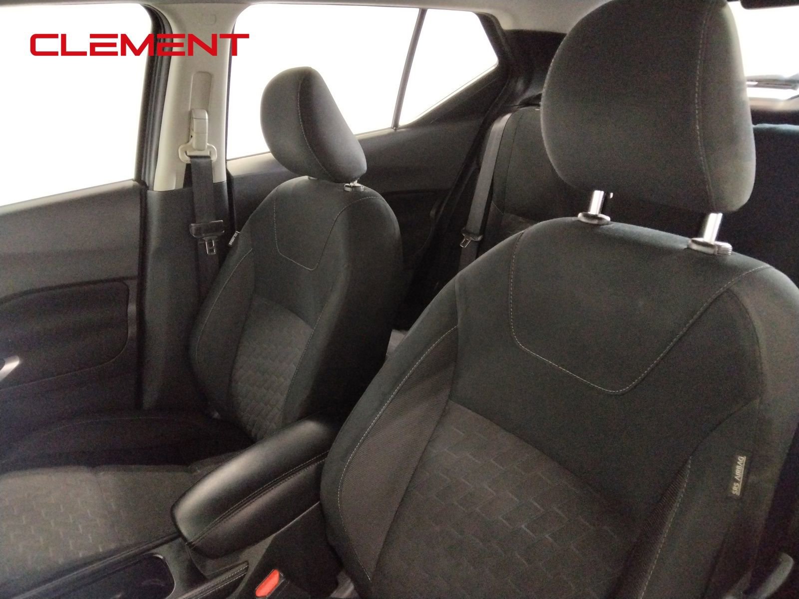 Used 2024 Nissan Kicks SV image 25