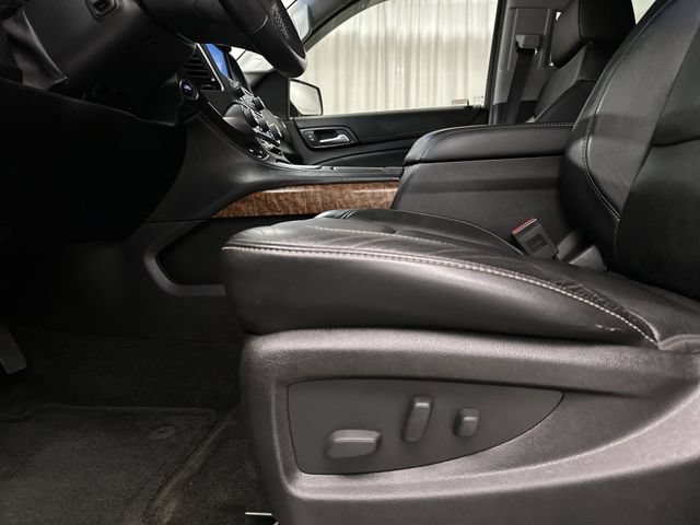 Used 2016 Chevrolet Tahoe LTZ AWD/4WD image 17