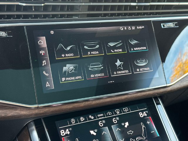 Used 2023 Audi Q8 Prestige AWD/4WD image 31