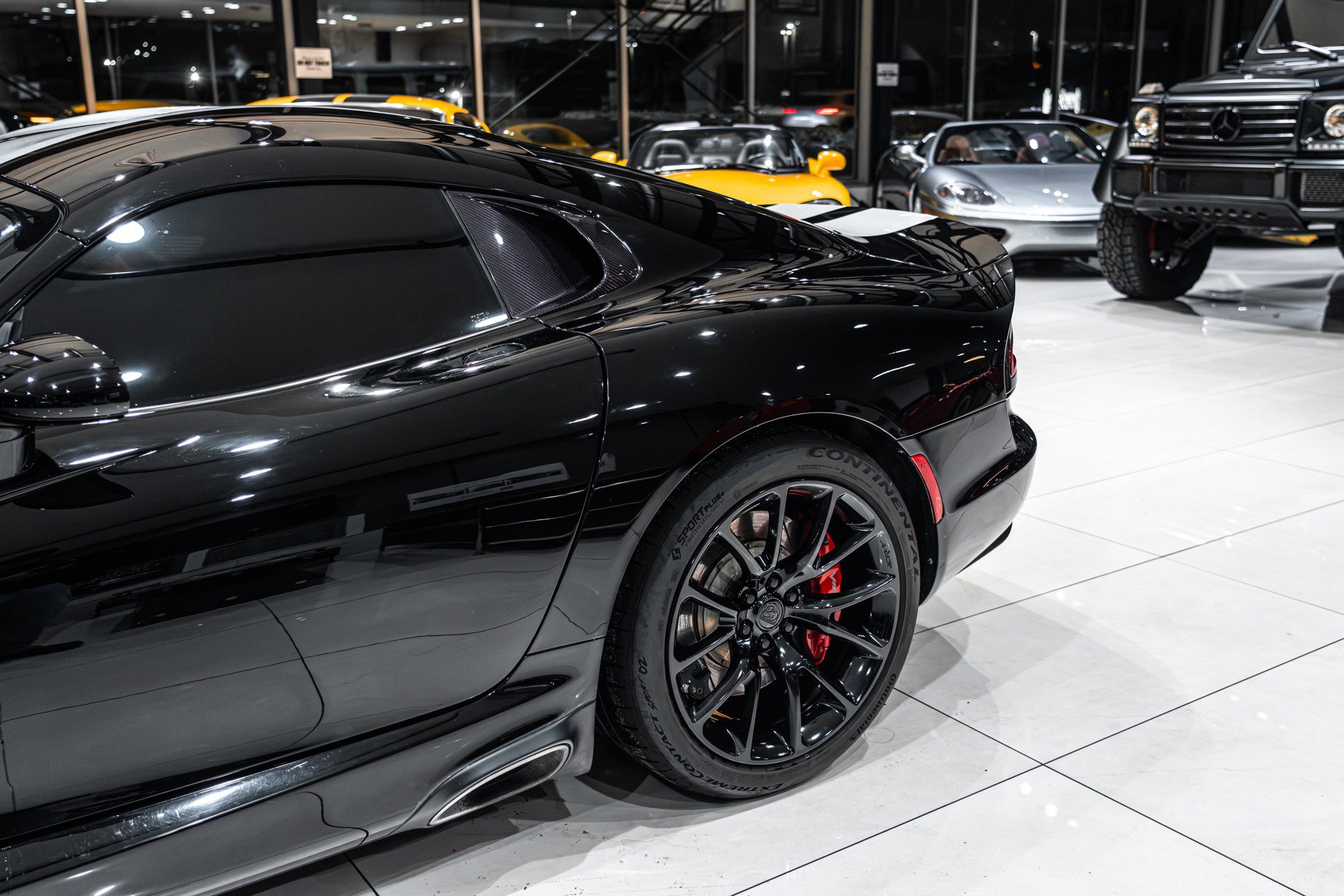 Used 2014 SRT Viper GTS w/ GTS Laguna Interior Package image 35