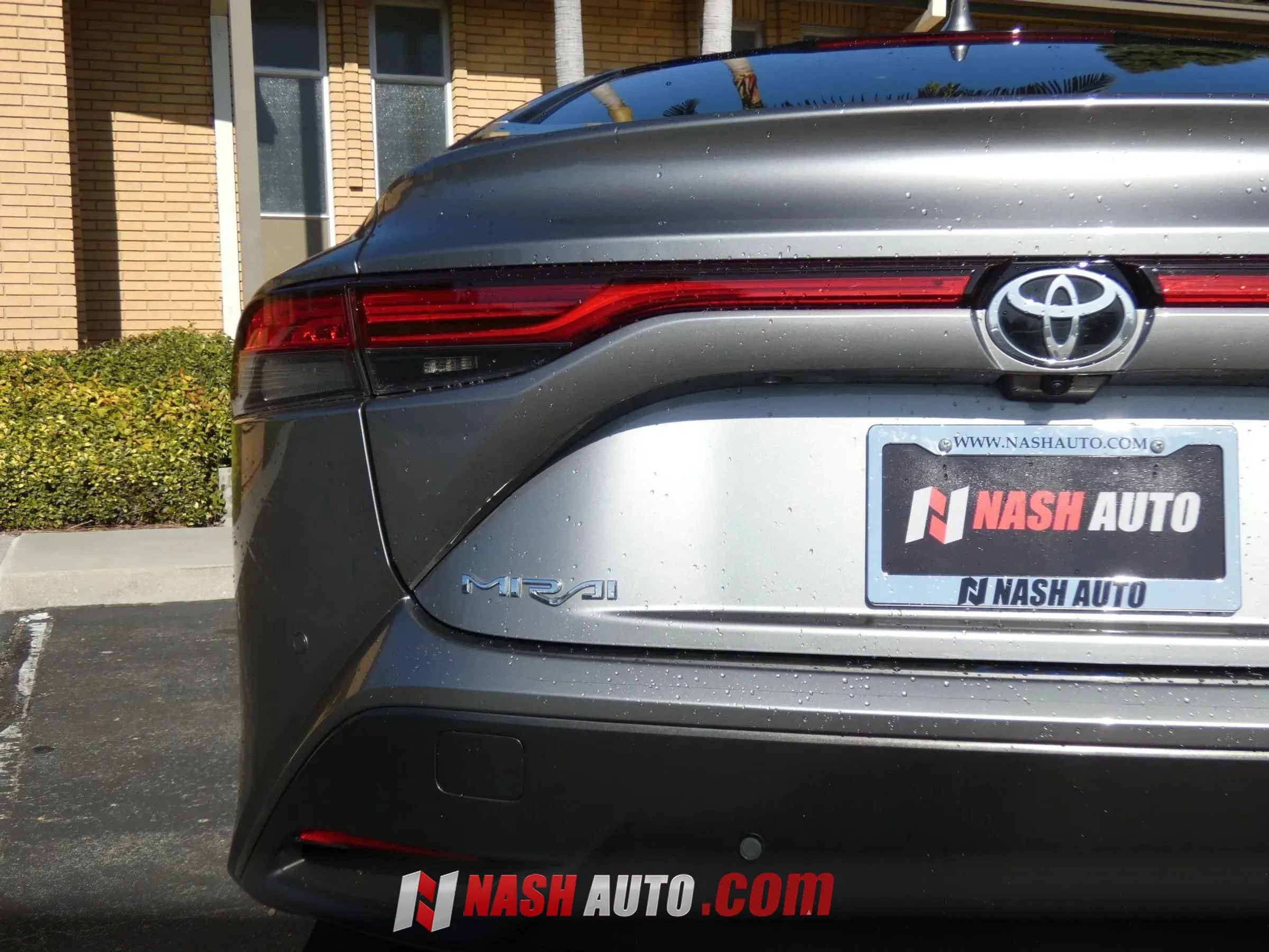 Used 2023 Toyota Mirai w/ Advanced Technology Package RWD image 12