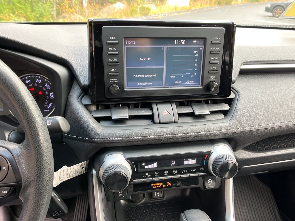 Used 2019 Toyota RAV4 LE w/ All Weather Liner Package AWD/4WD image 16