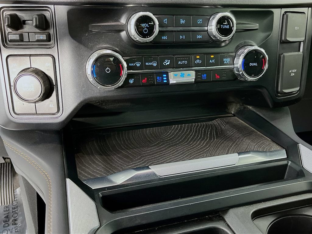 Used 2024 Ford F450 Platinum w/ FX4 Off-Road Package AWD/4WD image 22