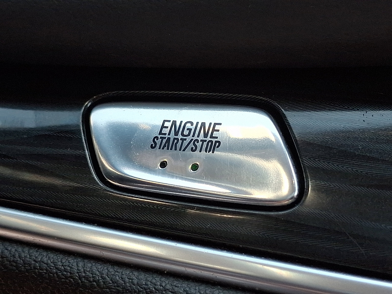 Used 2021 Buick Enclave Essence w/ Sport Touring Edition image 26