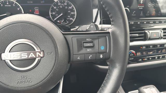 Used 2024 Nissan Pathfinder SL image 21