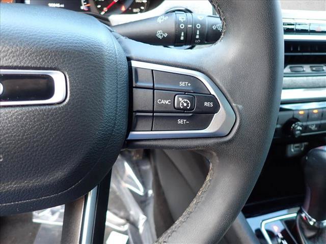 Used 2023 Jeep Compass Latitude AWD/4WD image 14