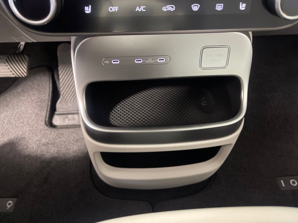 New 2026 Hyundai Ioniq 9 Limited image 32