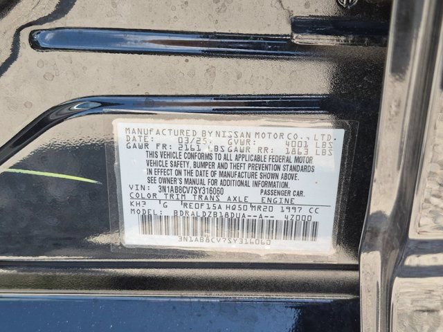 Used 2025 Nissan Sentra SV FWD image 29