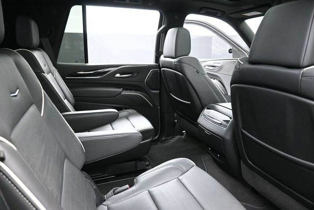 Used 2024 Cadillac Escalade Sport AWD/4WD image 31