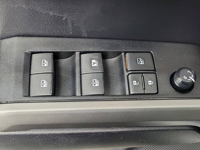 Used 2021 Toyota Tacoma SR5 RWD image 19