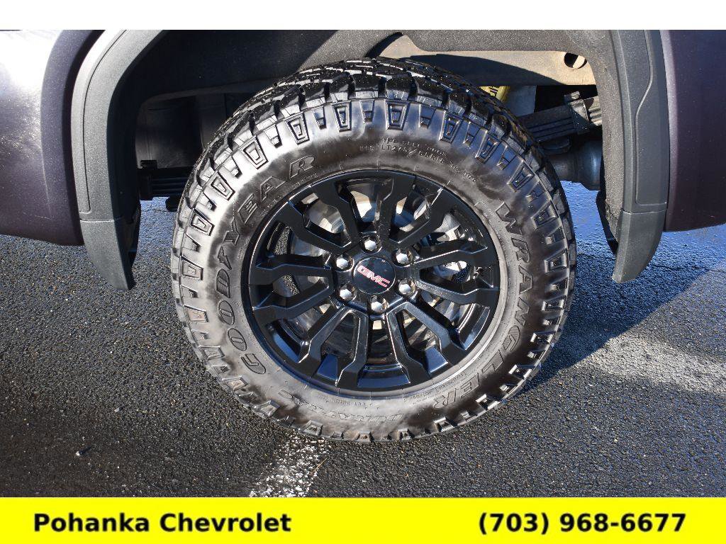 Used 2022 GMC Sierra 1500 AT4X image 30