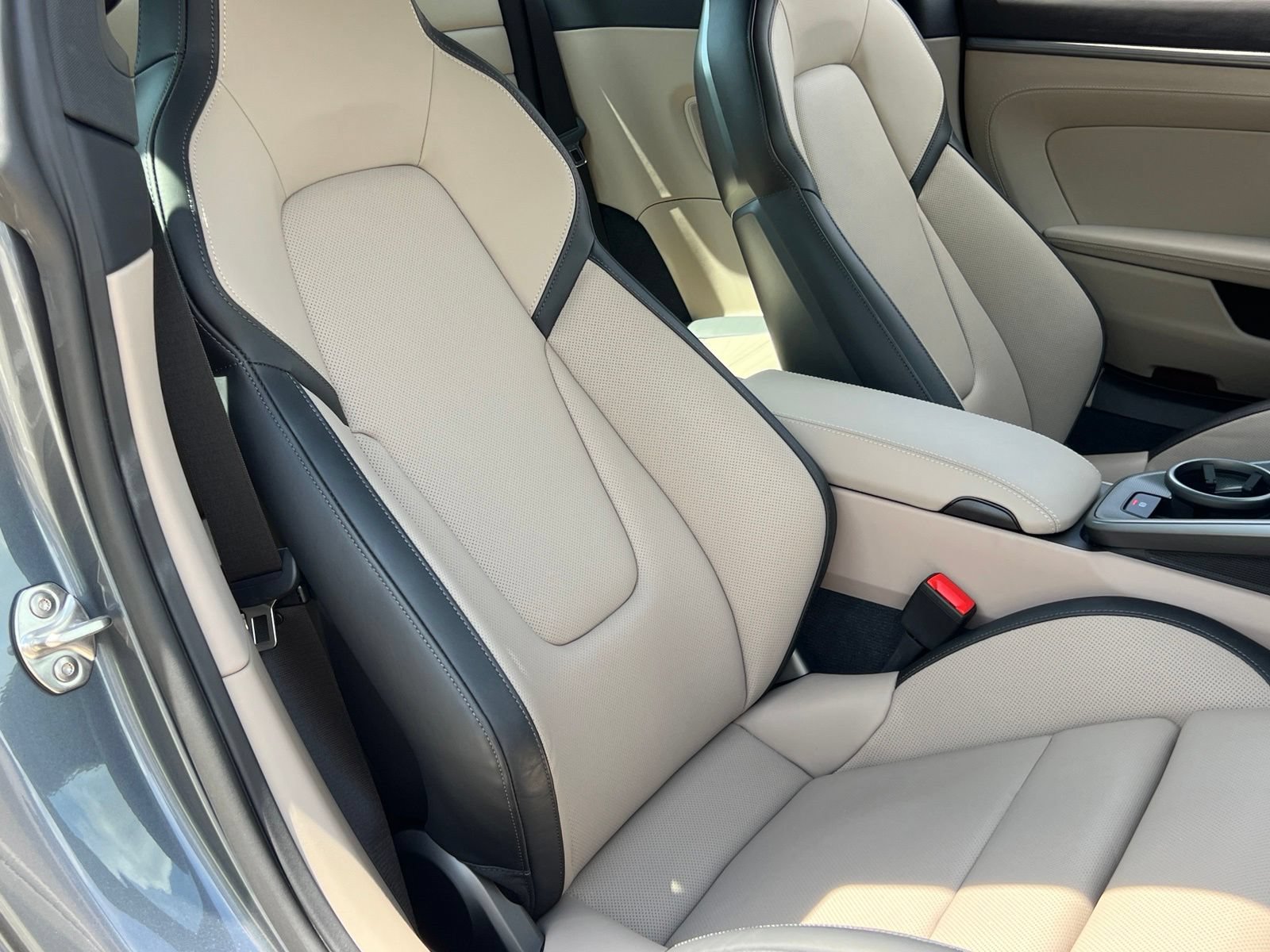 Certified 2025 Porsche 911 Carrera S RWD image 18
