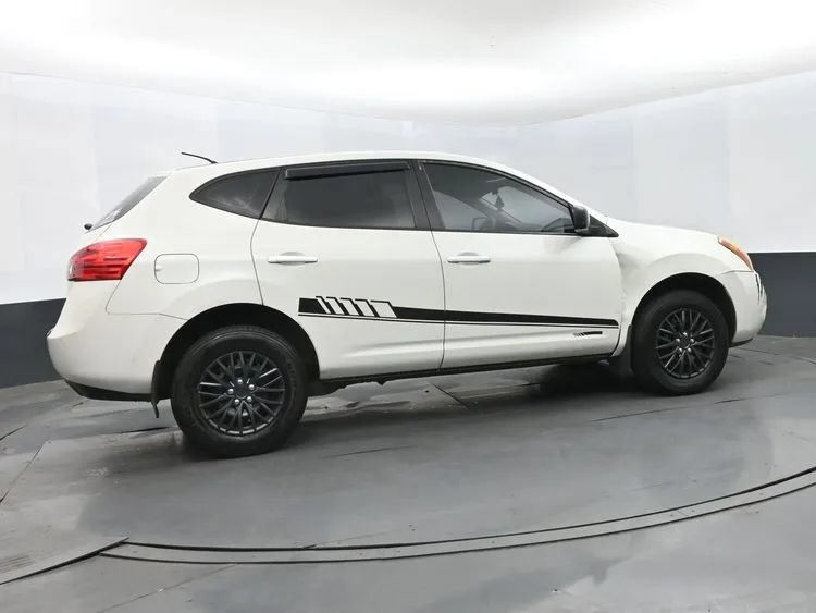 Used 2010 Nissan Rogue S AWD/4WD image 4