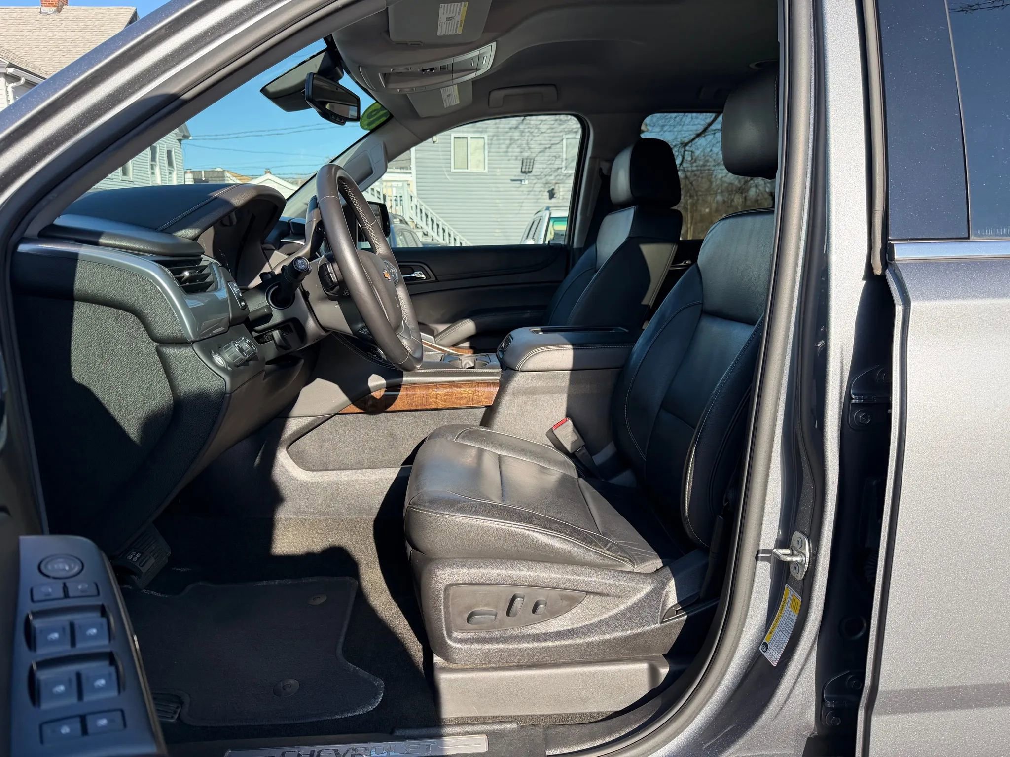 Used 2018 Chevrolet Tahoe LT image 22