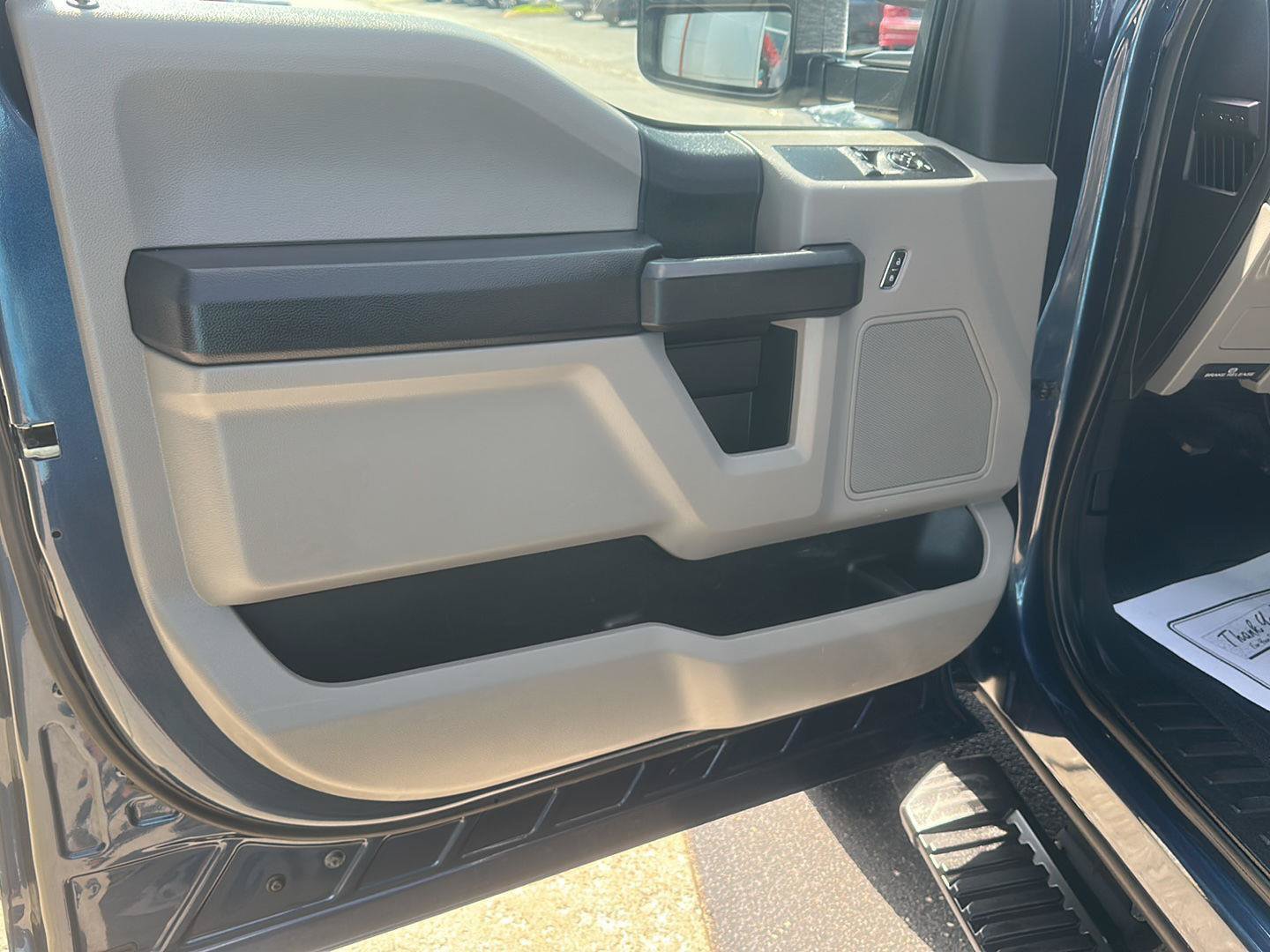 Used 2017 Ford F250 XL w/ Power Equipment Group AWD/4WD image 14
