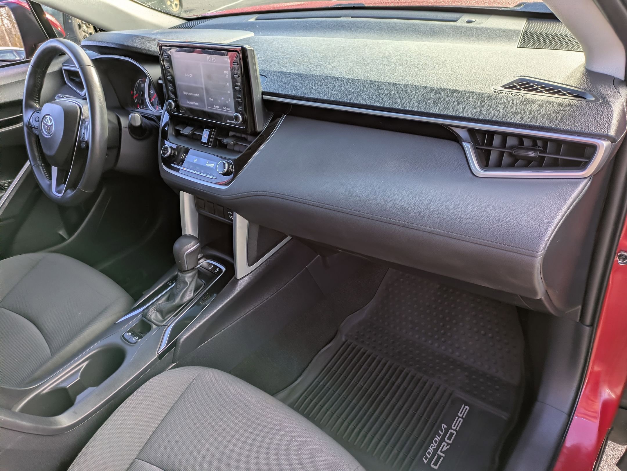 Used 2022 Toyota Corolla Cross LE image 21