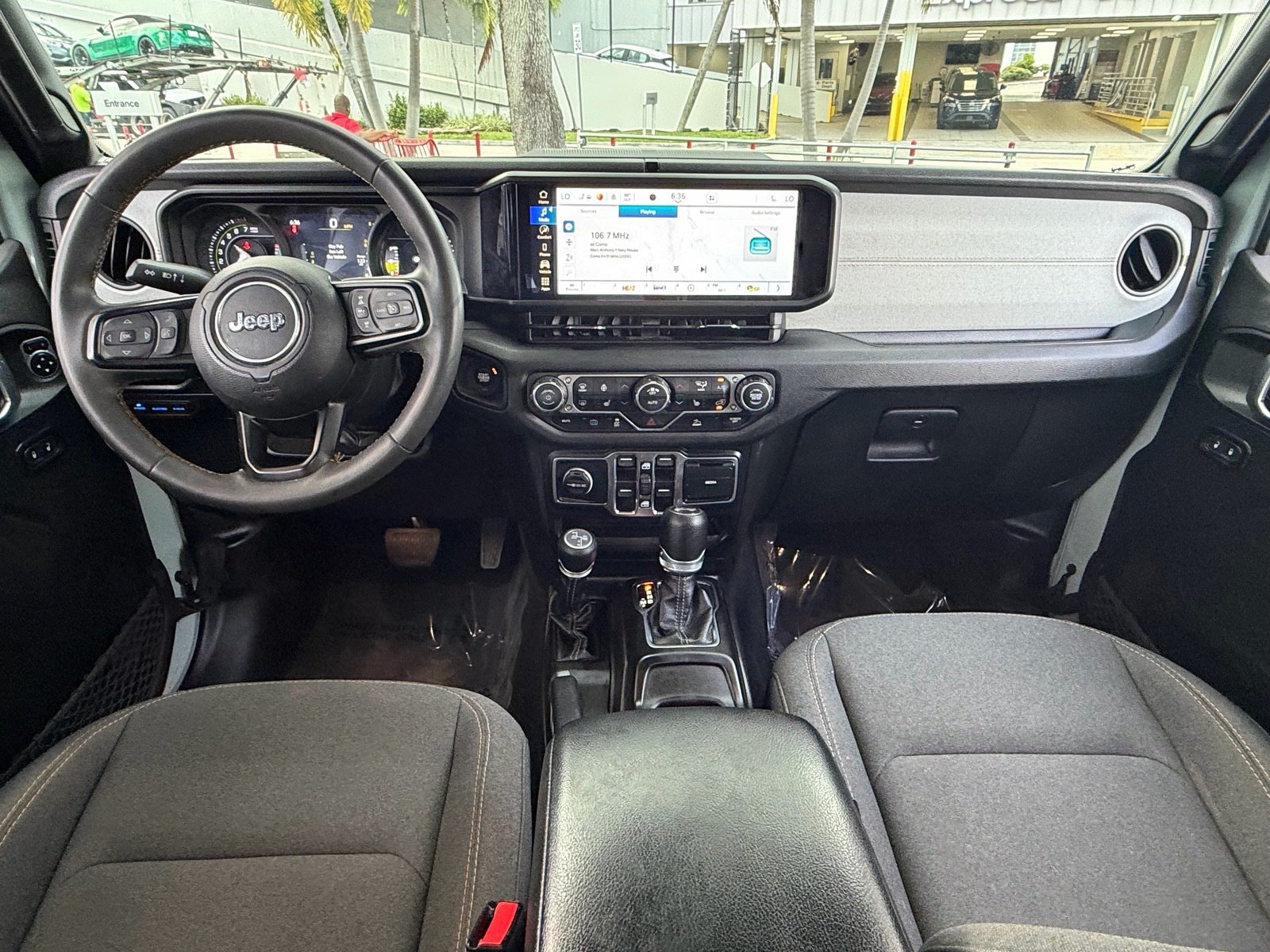 Used 2024 Jeep Wrangler Unlimited w/ Convenience Group AWD/4WD image 14