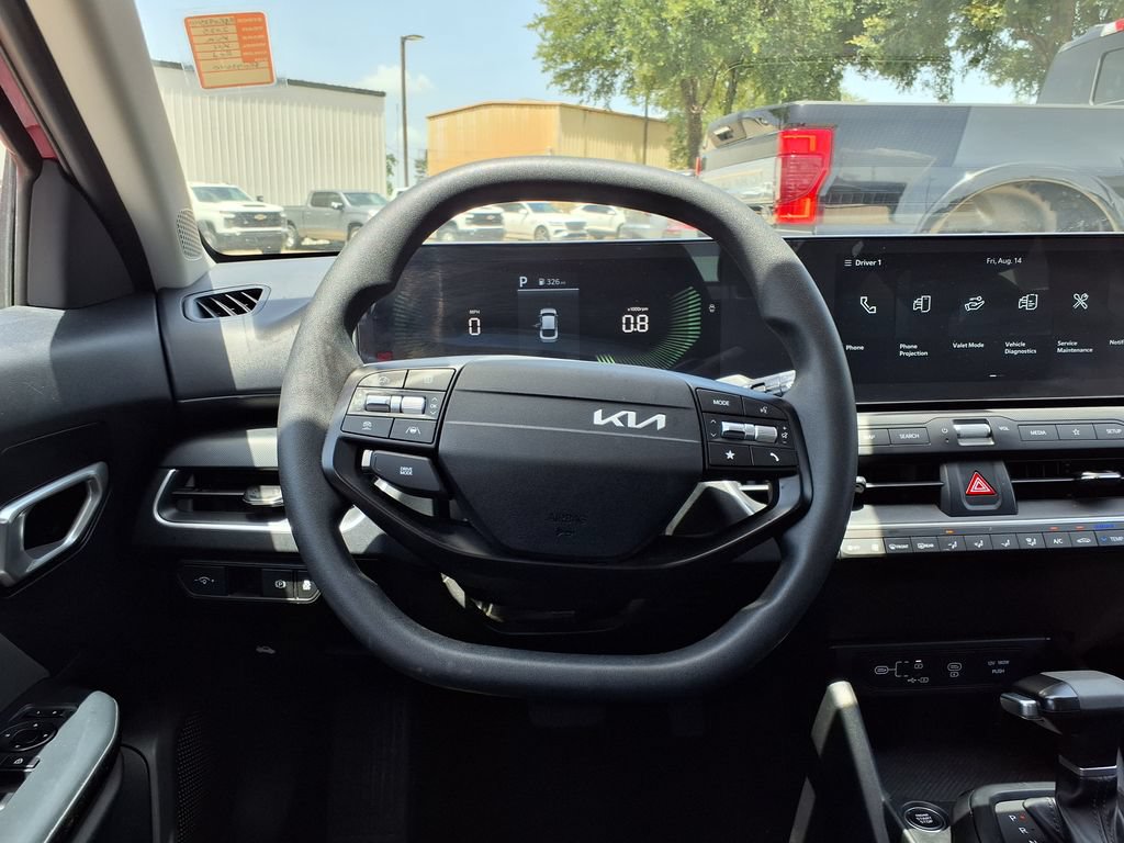 Used 2025 Kia K4 FWD image 18