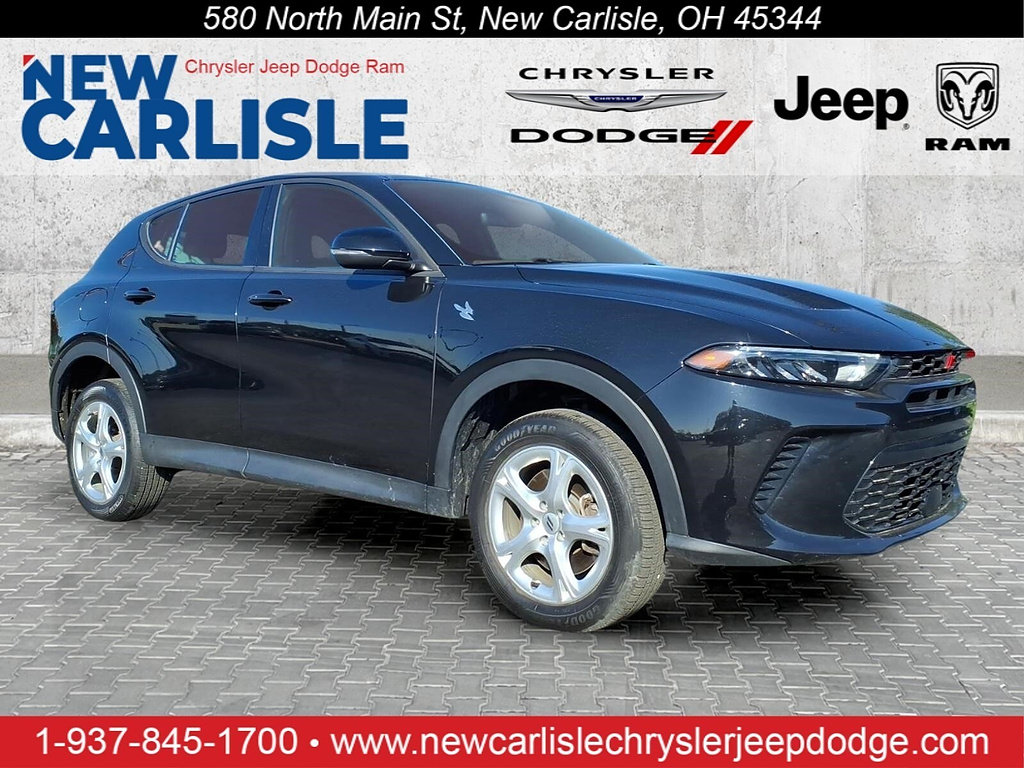 Used 2024 Dodge Hornet GT w/ Cold Weather Group AWD/4WD image 1
