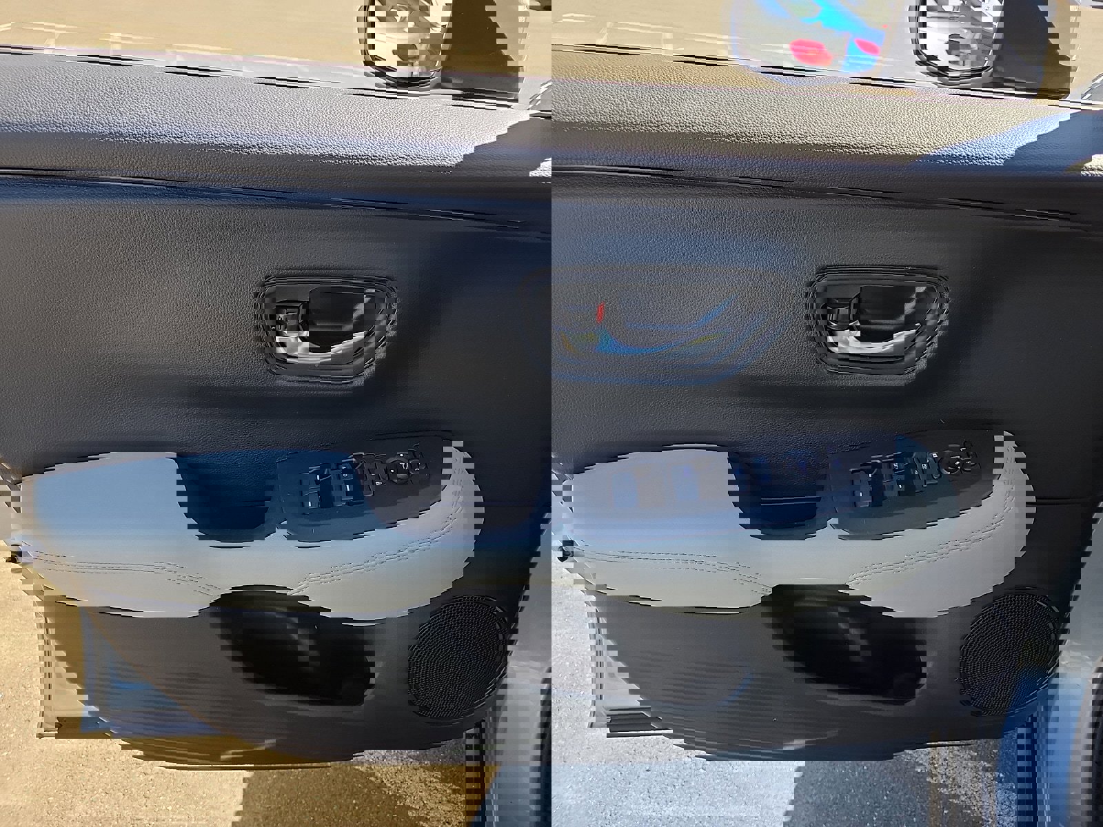 Used 2023 Honda HR-V LX image 13