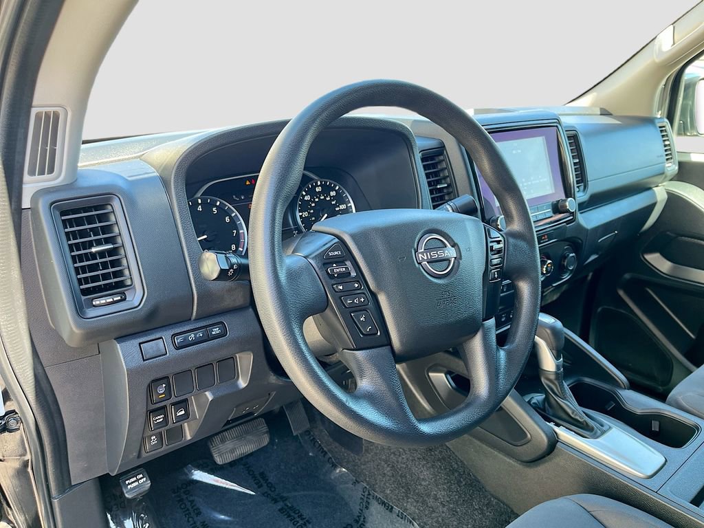 Used 2023 Nissan Frontier S w/ Technology Package image 9