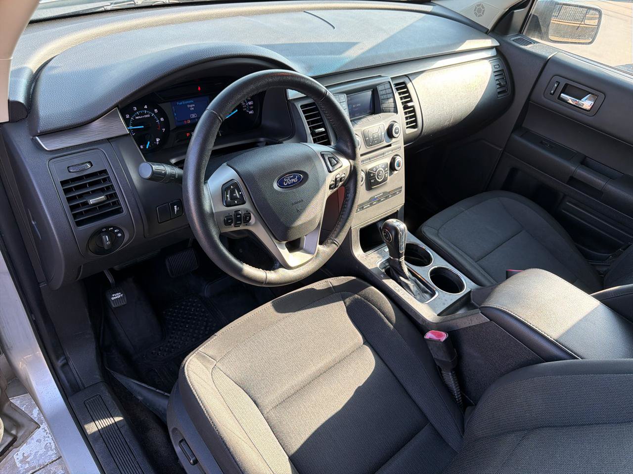 Used 2017 Ford Flex SE FWD image 7