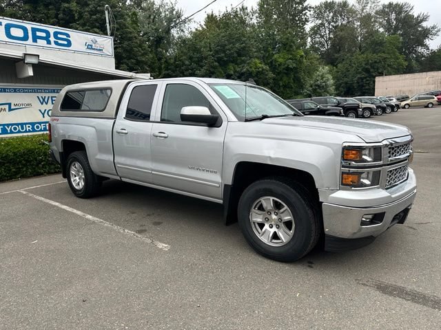 Used 2015 Chevrolet Silverado 1500 LT w/ All Star Edition AWD/4WD image 3