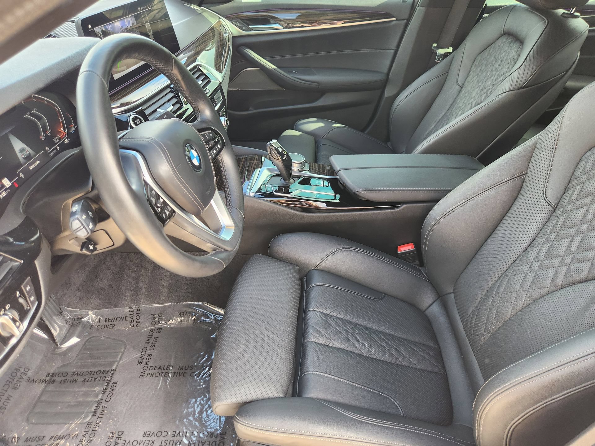 Used 2022 BMW 530i w/ Premium Package RWD image 15